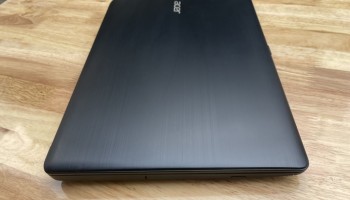 Laptop Acer one 14 Core i5 5200U Ram 4gb SSd 128Gb 14 inch mỏng nhẹ giá rẻ