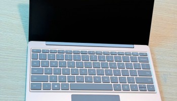 So sánh chi phí sử dụng sau 5 năm giữa Surface Laptop Go i5 1035G1 và Dell Latitude 5410 i5