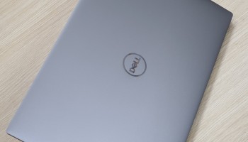 So sánh Dell Precision 5560 và Dell XPS 9510 Laptop đồ họa đỉnh cao
