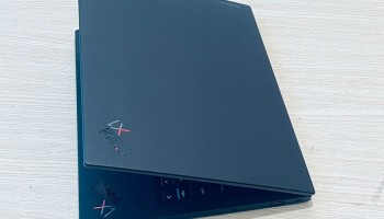ThinkPad X1 Carbon Gen 9 i7-1185G7 RAM 16GB SSD 256GB giá tốt