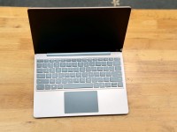 Laptop surface Go i5 1035G1 Ram 8gb ssd 256gb 12.5inch màn hình Qled 1.5K cảm ứng vỏ nhôm siêu đẹp