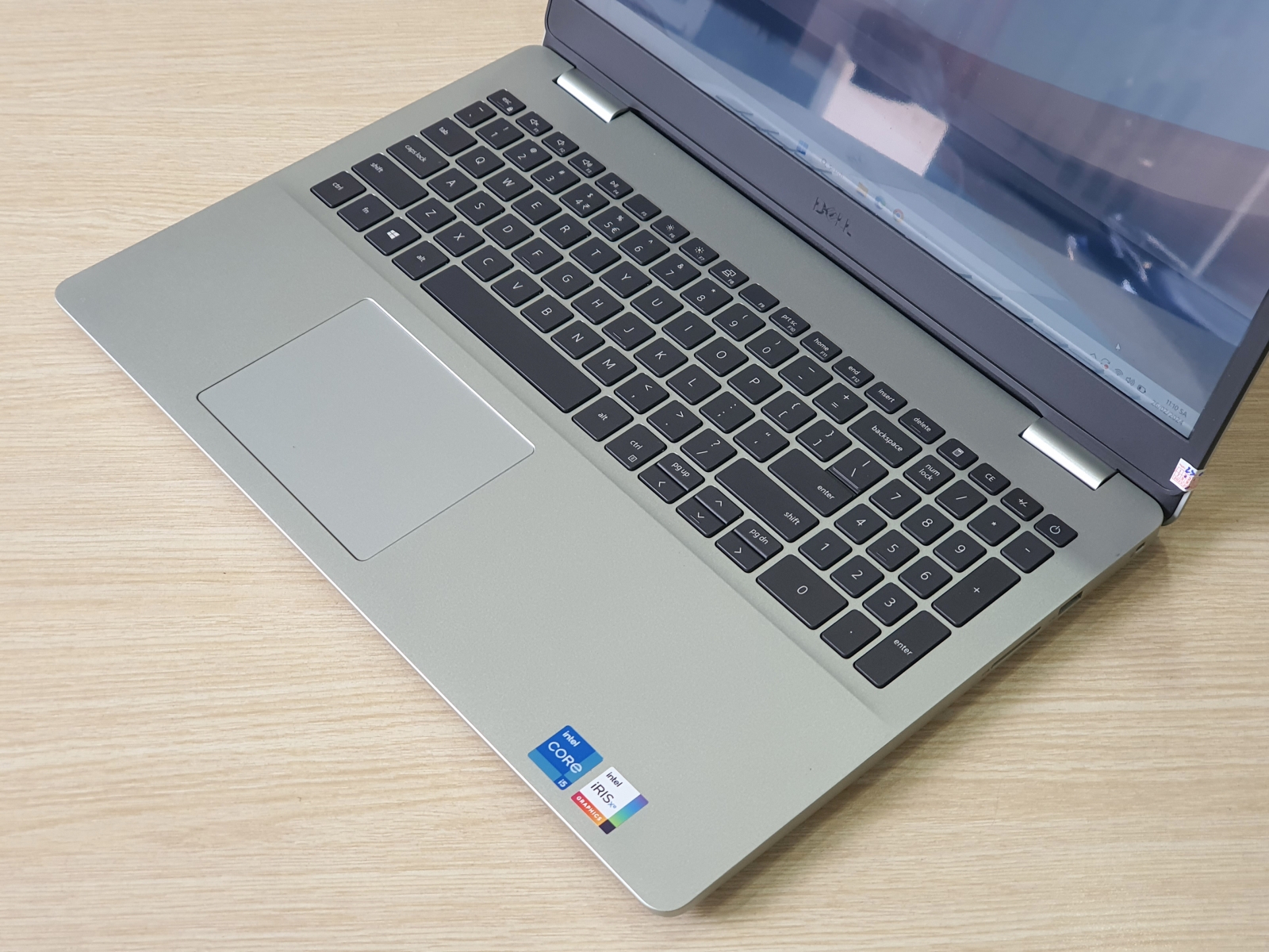 Laptop xách tay Dell inspiron 3501