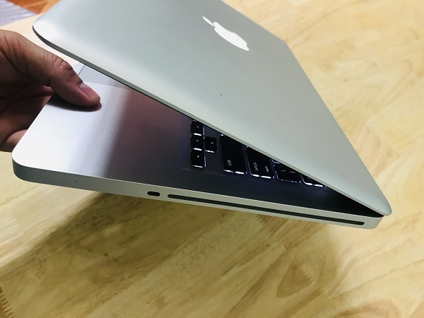 macbook pro xách tay 