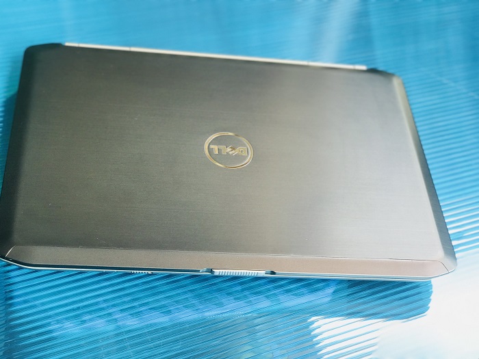 Laptop Dell cũ giá rẻ xách tay