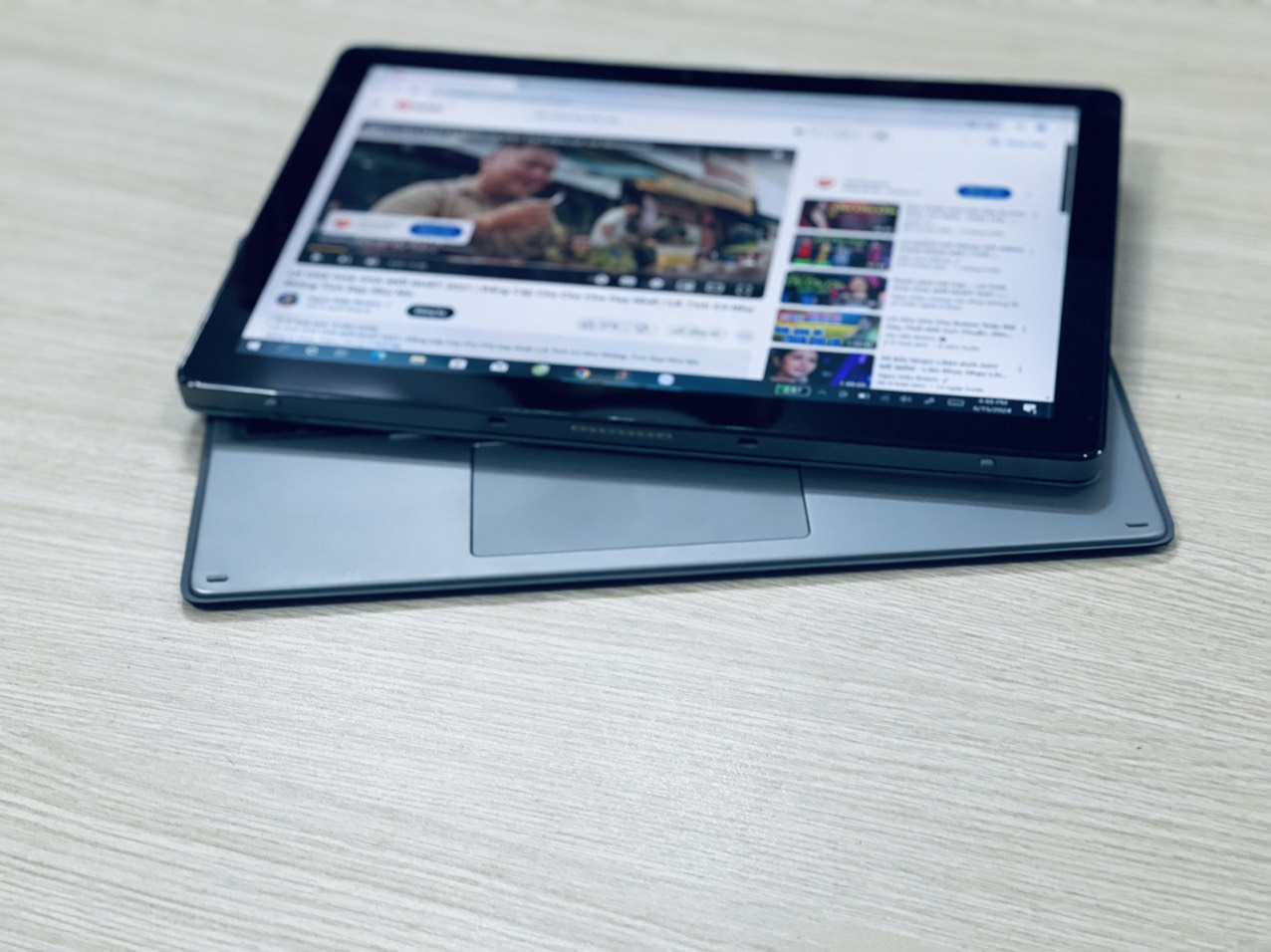 laptop xách tay dell 2in1 giá rẻ