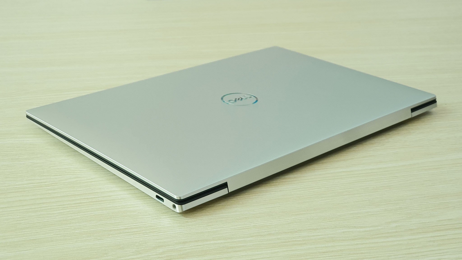 DELL XPS 9310 i7 11th Ram 16GB SSD 512GB 13.3 inch Full HD