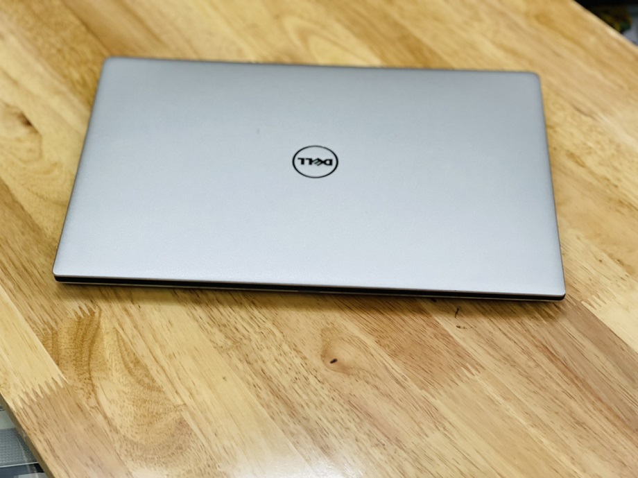 Dell XPS 9370 core i7 8550U ram 16gb ssd 512gb 13.3 inch 4k