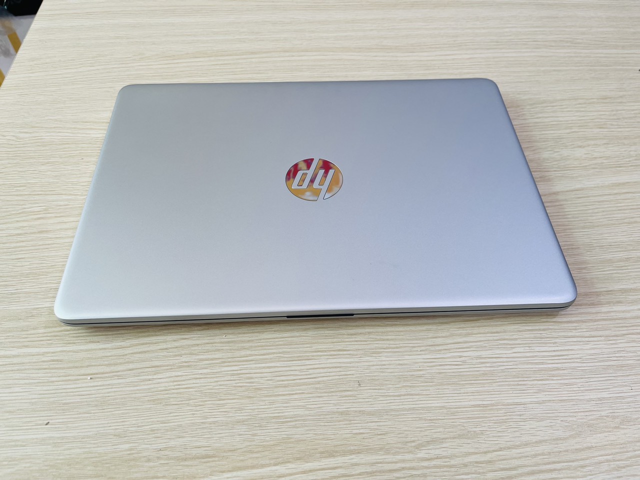 Laptop HP 14 dq2078 core i5 1135G7 Ram 8gb SSD 256gb 14 inch mỏng nhẹ nhỏ gọn giá rất rẻ (new nguyên seal)