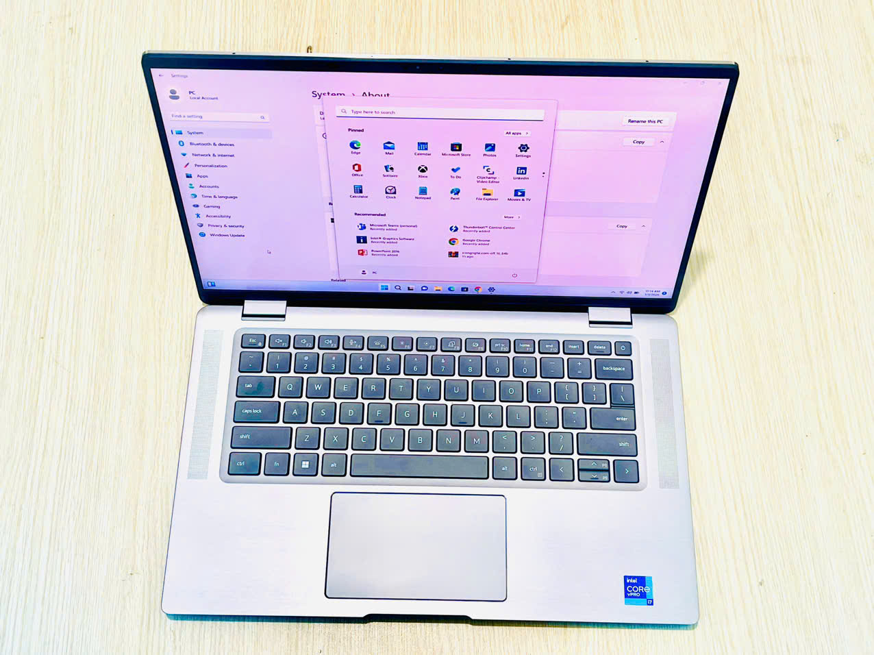 laptop xach tay dell E9520 i7 1185g7 ram 32gb ssd 512gb 15.6inch window 11 vỏ nhôm nguyên khối giá rẻ