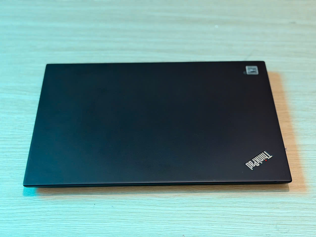 Lenovo ThinkPad T14s i5 1031U RAM 16GB SSD 256GB – Laptop Xách Tay Mỏng Nhẹ Giá Rẻ Tại TP.HCM