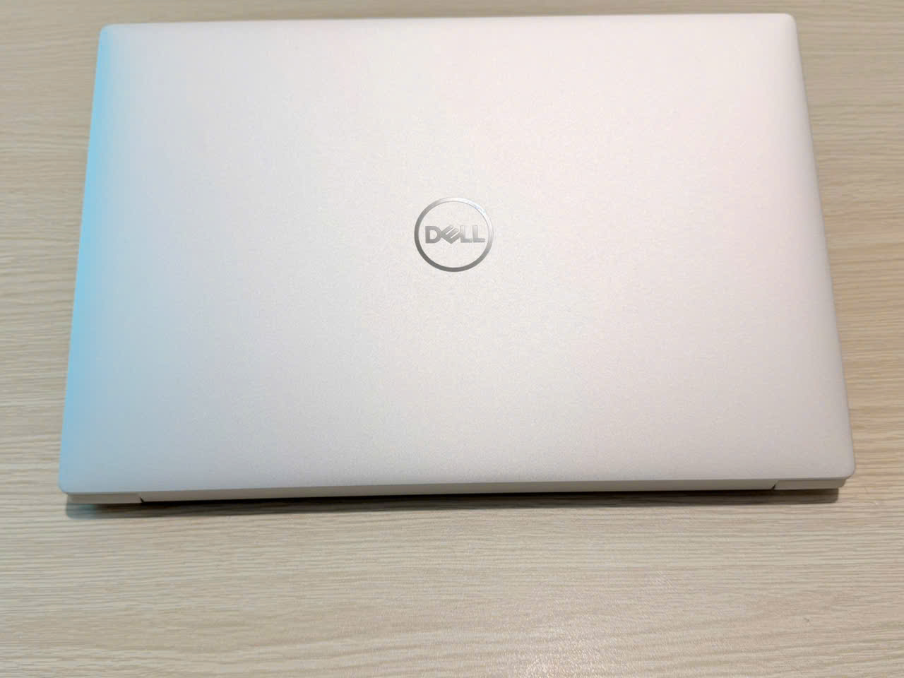 So sánh Dell XPS 9440 RTX 4050 với HP ZBook 15 G8 i9 T1200
