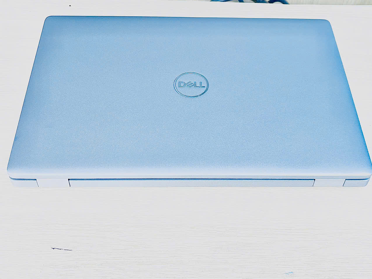 So sánh Surface Laptop Go i5 1035G1 và Dell Latitude 5410 i7