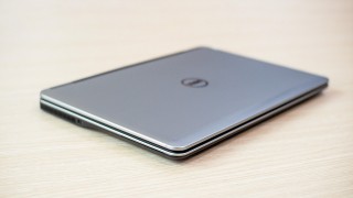 Laptop Dell E7240 Core i7 4600U Ram 8GB SSD 128GB 12 inch xách tay giá rẻ nguyên zin 100% đẹp như mới