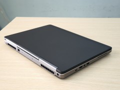Laptop xách tay Dell Precision 7530 intel Xeon W2176 ram 16gb ssd 256gb 15.6inch card p2000 window 10 pro bản quyền