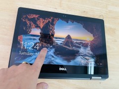 Laptop xách tay Dell x360 7537 core i7 7600 ram 8GB SSD 256gb 13.3 inch Full HD cảm ứng đa điểm