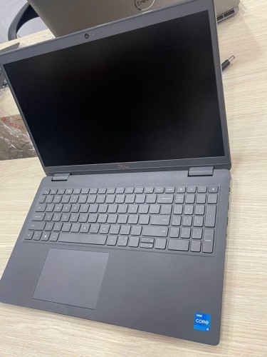 Dell E3520 i3 1131G4 Ram 12GB ssd 256gb 15.6inch window 10 pro xách tay giá rẻ