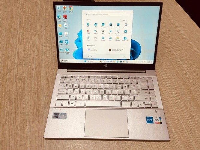 laptop cũ giá rẻ hp dv 14 màu gold vỏ nhôm