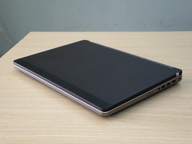 laptop đồ họa giá rẻ dell precision 7530