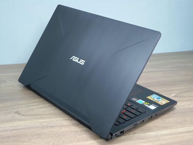 Laptop Gaming Asus FX503VM i5 7300HQ