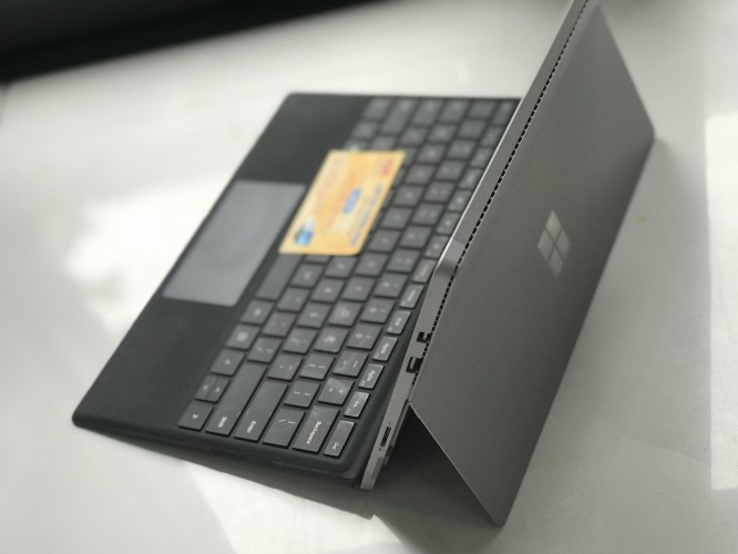 laptop surface pro 4