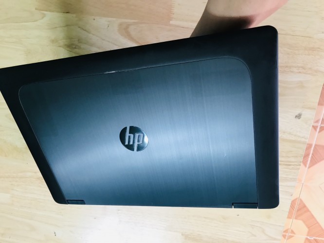 Laptop xách tay HP Zbook 17 Core i7 Ram 8GB SSD 128gb HDD 750GB chuyên game và thiết kế đồ họa