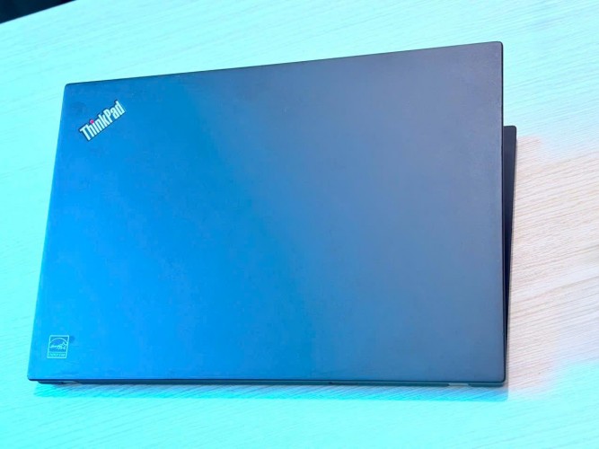 laptop xách tay thinkpad T14s giá rẻ