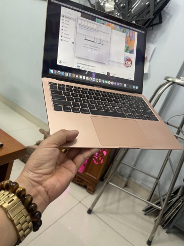 Macbook air giá rẻ nguyên zin 2018