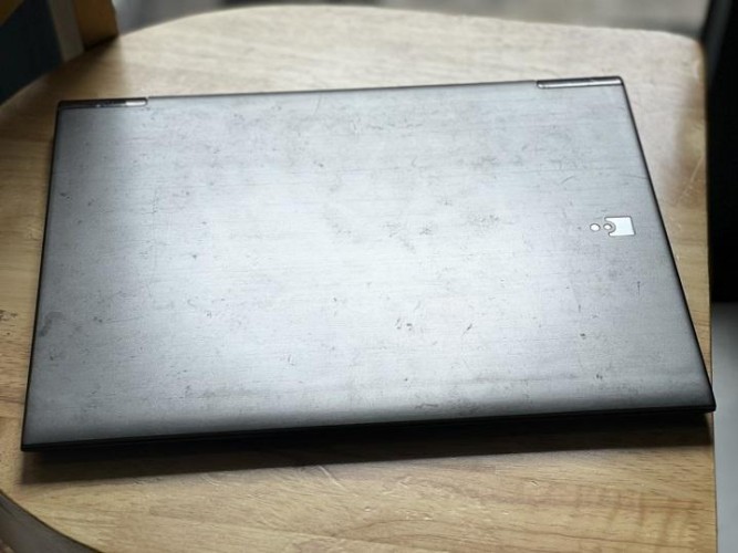Z930 giá rẻ laptop cũ xách tay giá rẻ